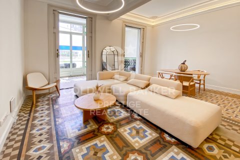 Apartament w Barcelona, Hiszpania 3 sypialnie, 154 mkw. nr 158672 – zdjęcie 3