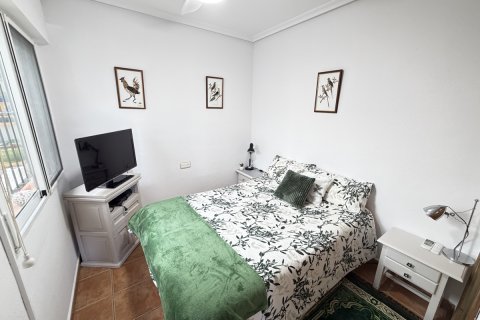 Bungalow till salu i La Zenia, Alicante, Spanien 4 sovrum, 90 kvm. Nr. 161691 - foto 8