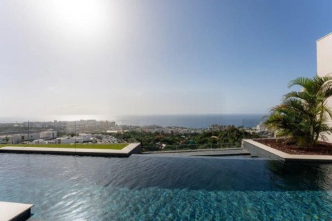 Villa in Tenerife, Spain 3 bedrooms, 609 sq.m. No. 194719