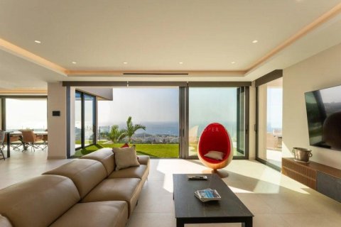 Villa for sale in Tenerife, Spain 3 bedrooms, 609 sq.m. No. 194719 - photo 10