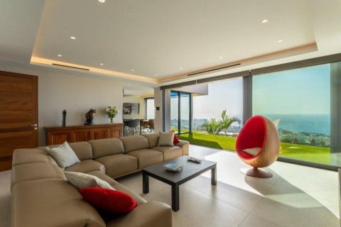Villa for sale in Tenerife, Spain 3 bedrooms, 609 sq.m. No. 194719 - photo 14