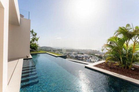 Villa for sale in Tenerife, Spain 3 bedrooms, 609 sq.m. No. 194719 - photo 2