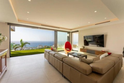 Villa for sale in Tenerife, Spain 3 bedrooms, 609 sq.m. No. 194719 - photo 9