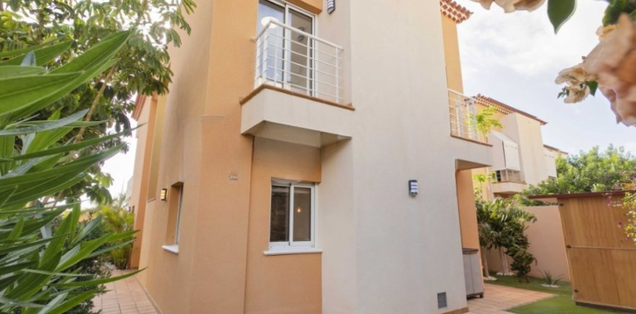Villa in Tenerife, Spain 4 bedrooms, 329 sq.m. No. 194718