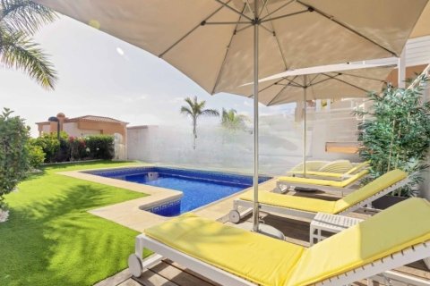 Villa for sale in Tenerife, Spain 4 bedrooms, 329 sq.m. No. 194718 - photo 3