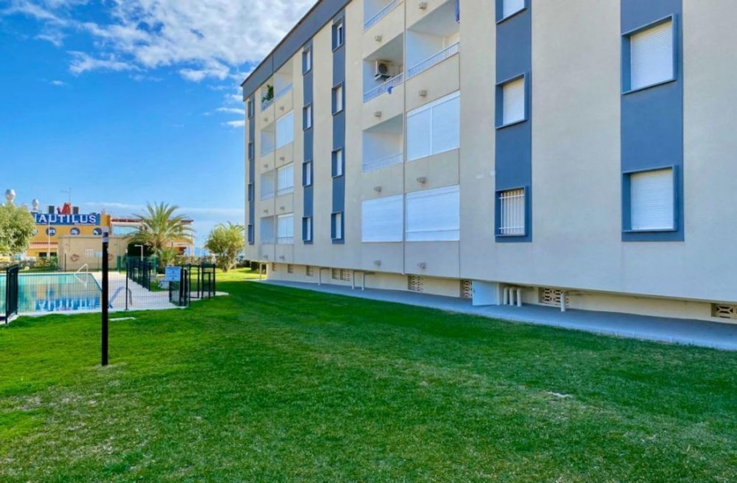 Apartment in Punta Prima, Alicante, Spain 3 bedrooms, 82 sq.m. No. 147900