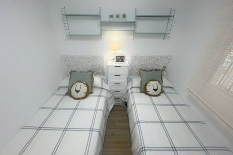 Wohnung zum Verkauf in Punta Prima, Alicante, Spanien 3 Schlafzimmer, 82 m2 Nr. 147900 - Foto 9