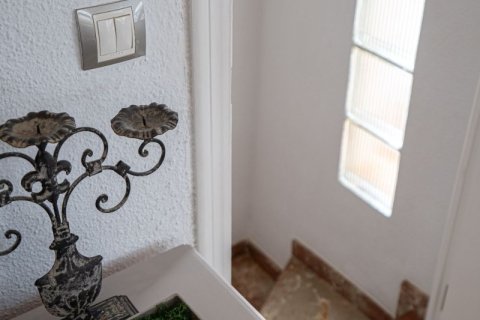 Продажа квартиры в Пунта Прима, Аликанте, Испания 3 спальни, 93м2 №147902 - фото 9