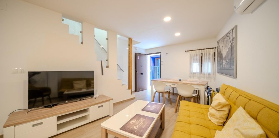 Apartment à Torrevieja, Alicante, Espagne 2 chambres, 54 m2 No. 146512