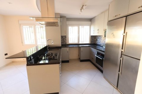 Apartamento en venta en Alicante, España 4 dormitorios, 195 m2 No. 146514 - foto 6