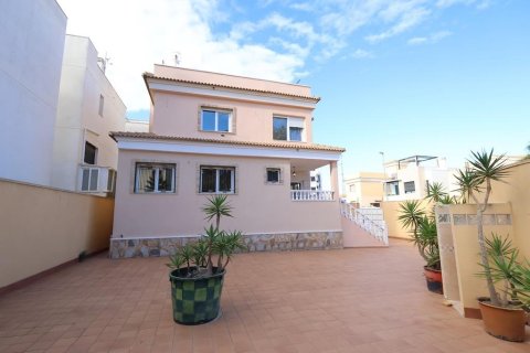 Apartamento en venta en Alicante, España 4 dormitorios, 195 m2 No. 146514 - foto 3