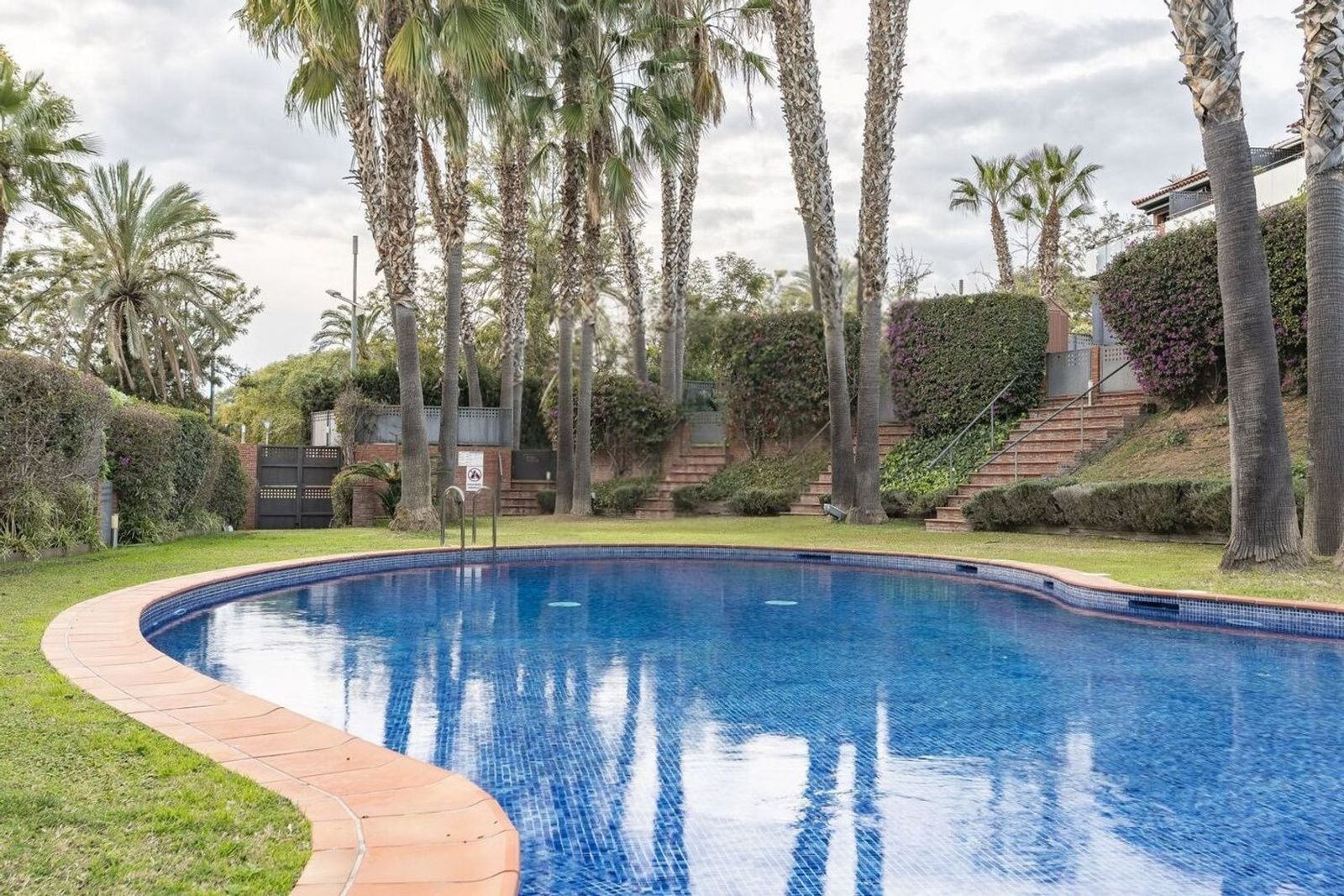 House in Sitges, Barcelona, Spain 4 bedrooms, 309 sq.m. No. 166748