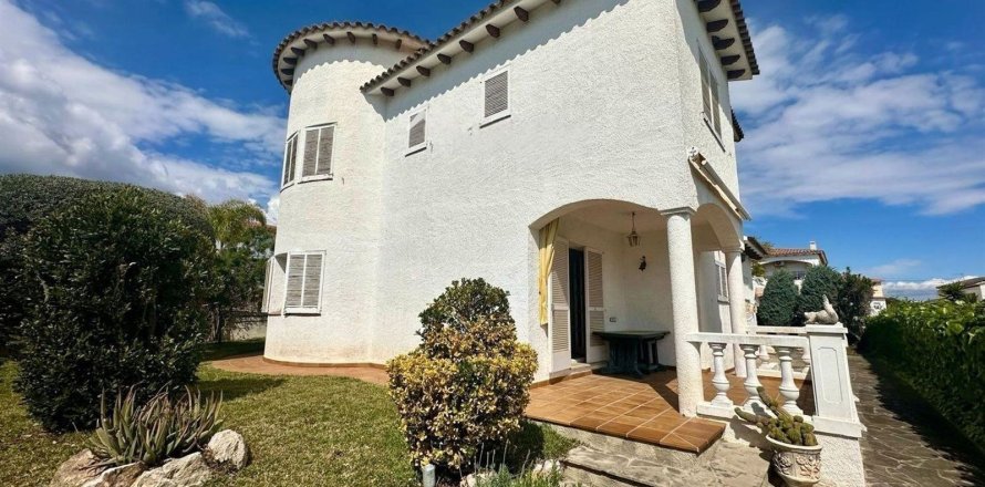 Māja Coma-Ruga, Tarragona, Spānijā 4 istabas, 236 m2 Nr. 166747