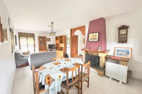 Māja pārdošanā Coma-Ruga, Tarragona, Spānijā 4 istabas, 282 m2 Nr. 166745 - attēls 3
