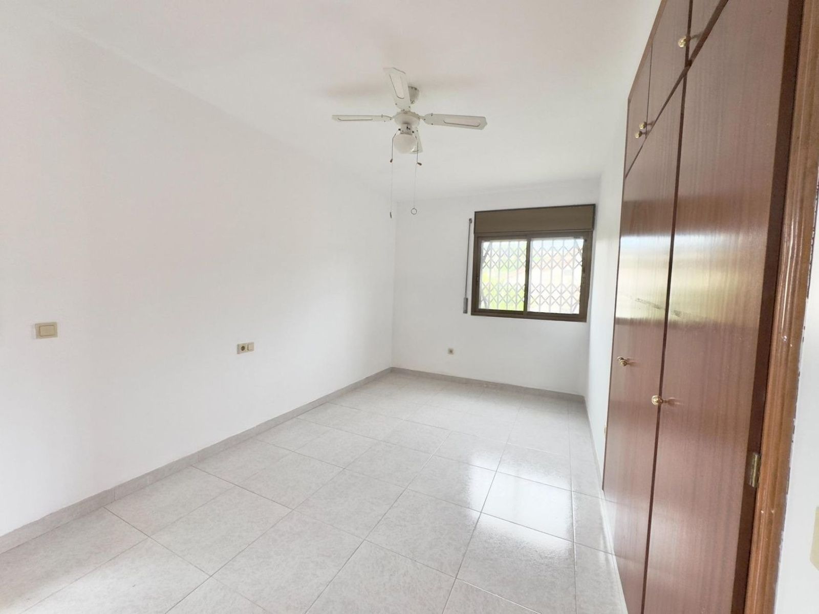 Māja Coma-Ruga, Tarragona, Spānijā 4 istabas, 282 m2 Nr. 166745