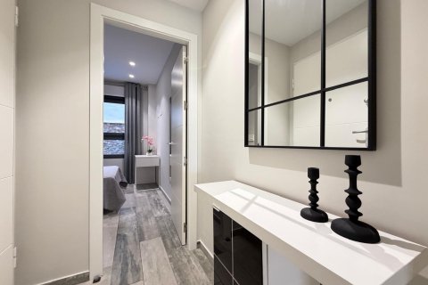 Apartament w Torrevieja, Alicante, Hiszpania 1 sypialnia, 60 mkw. nr 186927 – zdjęcie 6