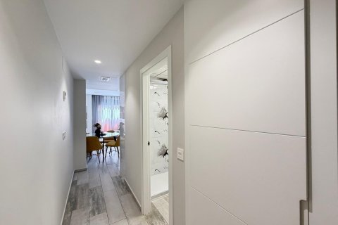 Apartament w Torrevieja, Alicante, Hiszpania 1 sypialnia, 60 mkw. nr 186927 – zdjęcie 17