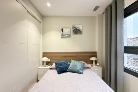 Apartament w Torrevieja, Alicante, Hiszpania 1 sypialnia, 60 mkw. nr 186927 – zdjęcie 9