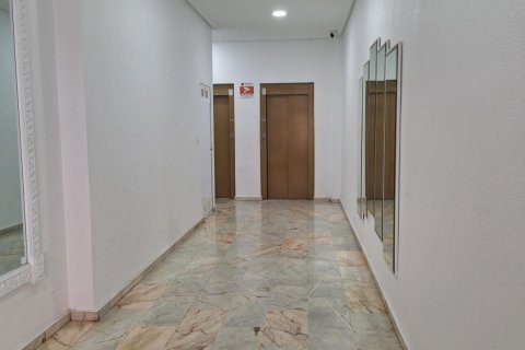 Apartament w Torrevieja, Alicante, Hiszpania 1 sypialnia, 69 mkw. nr 186925 – zdjęcie 24