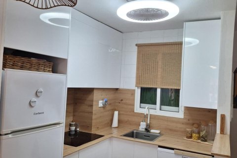 Apartament w Torrevieja, Alicante, Hiszpania 1 sypialnia, 69 mkw. nr 186925 – zdjęcie 9