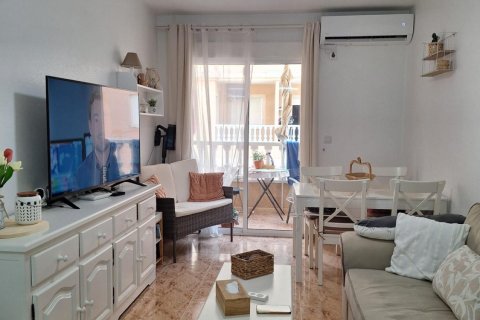 Apartament w Torrevieja, Alicante, Hiszpania 1 sypialnia, 69 mkw. nr 186925 – zdjęcie 4