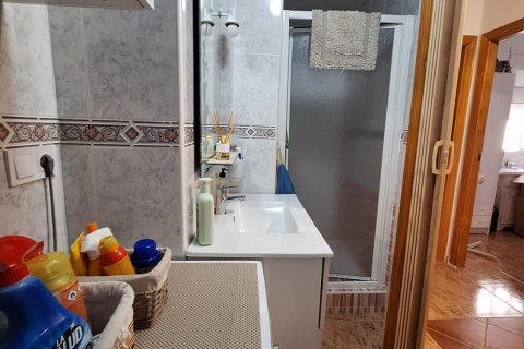 Apartament w Torrevieja, Alicante, Hiszpania 1 sypialnia, 69 mkw. nr 186925 – zdjęcie 16