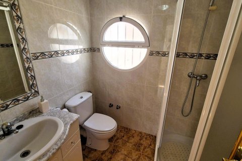 Villa in vendita a La Siesta, Alicante, Spagna 3 camere da letto, 82 mq. N° 164961 - foto 14