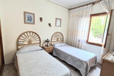 Villa in vendita a La Siesta, Alicante, Spagna 3 camere da letto, 82 mq. N° 164961 - foto 10