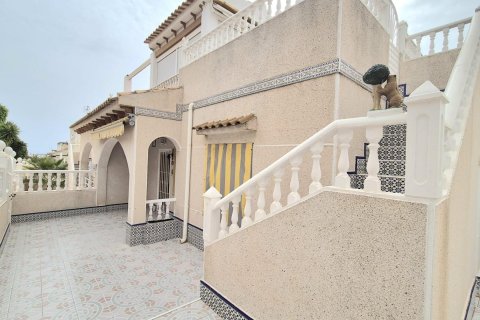 Villa a La Siesta, Alicante, Spagna 3 camere da letto, 82 mq. N° 164961