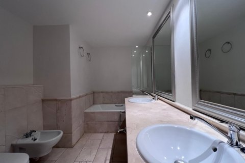 Apartment for rent Santa Ponsa, Mallorca, Spain 2 bedrooms, 115 sq.m. No. 138181 - photo 9