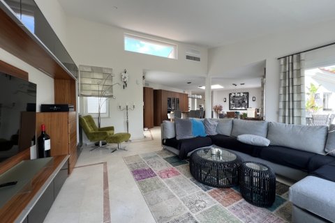 Villa for sale Nova Santa Ponsa, Mallorca, Spain 2 bedrooms, 352 sq.m. No. 138180 - photo 12