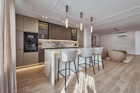 Villa for sale in Madrid, Spain 3 bedrooms, 162 sq.m. No. 179953 - photo 6