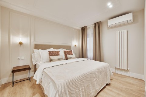 Villa for sale in Madrid, Spain 3 bedrooms, 162 sq.m. No. 179953 - photo 25
