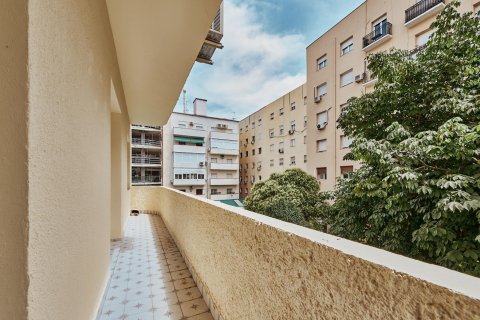 Villa till salu i Madrid, Spanien 3 sovrum, 99 kvm. Nr. 179954 - foto 26