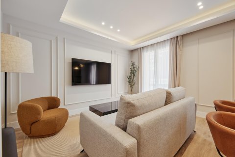 Villa for sale in Madrid, Spain 3 bedrooms, 123 sq.m. No. 179952 - photo 5