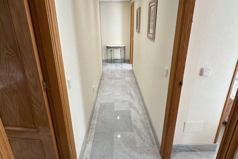 Аренда квартиры Марбелья, Малага, Испания 3 спальни, 120м2 №107659 - фото 13