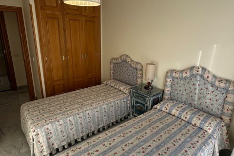 Аренда квартиры Марбелья, Малага, Испания 3 спальни, 120м2 №107659 - фото 9
