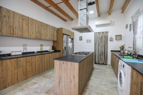 Villa for sale in Mallorca, Spain 8 bedrooms, 650 sq.m. No. 148207 - photo 7