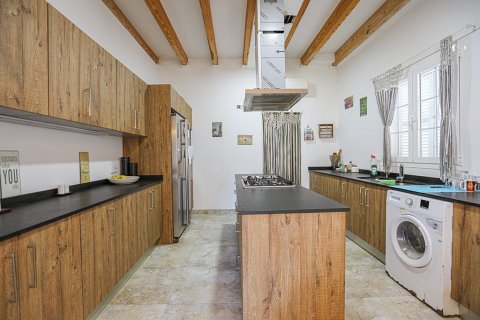 Villa for sale in Mallorca, Spain 8 bedrooms, 650 sq.m. No. 148207 - photo 8