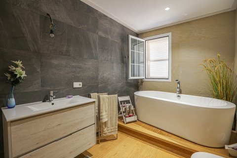 Villa for sale in Mallorca, Spain 8 bedrooms, 650 sq.m. No. 148207 - photo 17