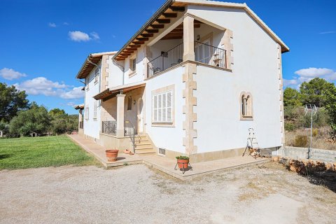Villa for sale in Mallorca, Spain 8 bedrooms, 650 sq.m. No. 148207 - photo 2