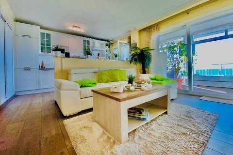 Продажа квартиры в Майорка, Испания 4 спальни, 140м2 №148206 - фото 7