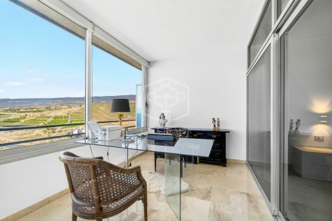 Apartamento en venta en Adeje, Tenerife, España 3 dormitorios, 495 m2 No. 154458 - foto 8
