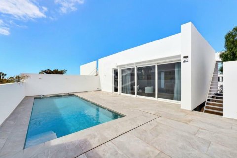 Villa in Arona, Tenerife, Spanien 2 Schlafzimmer, 101 m2 Nr. 154459