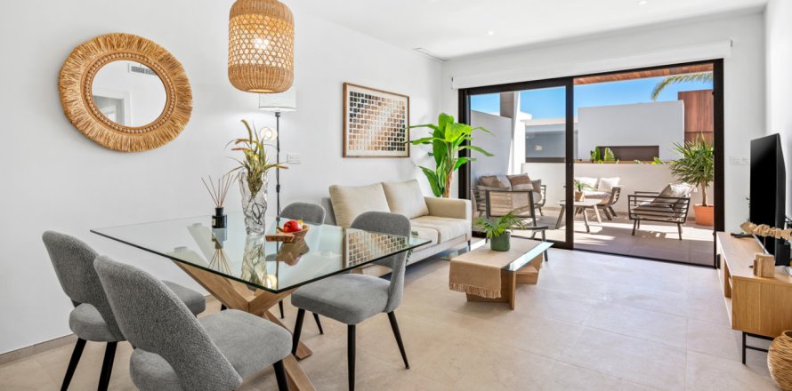 Apartment à Los Alcazares, Murcia, Espagne 2 chambres, 80.17 m2 No. 156128