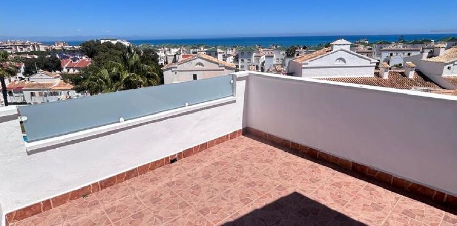 Kamienica w Torrevieja, Alicante, Hiszpania 3 sypialnie,  nr 189133