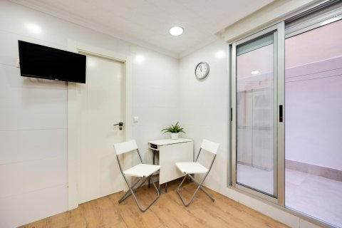 Apartamento en venta en Torrevieja, Alicante, España 2 dormitorios, 115 m2 No. 189132 - foto 9