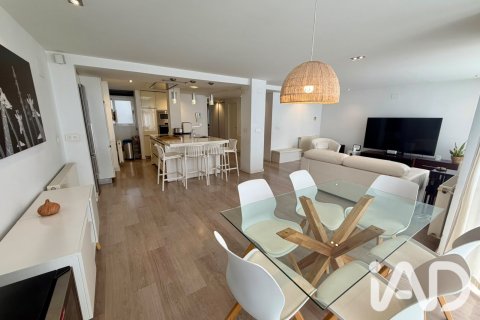 Wohnung zum Verkauf in Alicante, Spanien 3 Schlafzimmer, 158 m2 Nr. 196515 - Foto 2