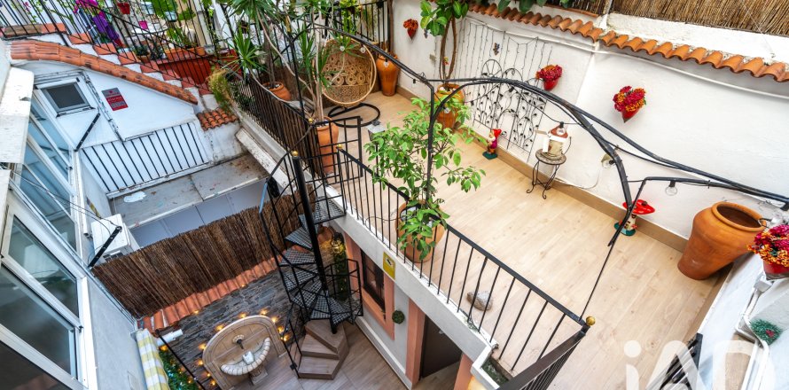 Wohnung in Barcelona, Spanien 2 Schlafzimmer, 97 m2 Nr. 196516