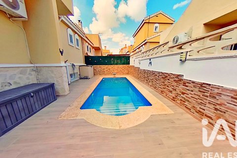 Casa in vendita a Monforte del Cid, Alicante, Spagna 4 camere da letto, 301 mq. N° 172994 - foto 18